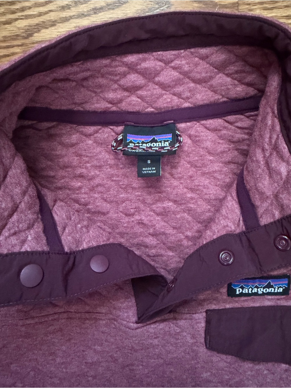 Patagonia Organic cotton Quilted Snap Pullover - Mauve Plum small - Picture 3 of 6